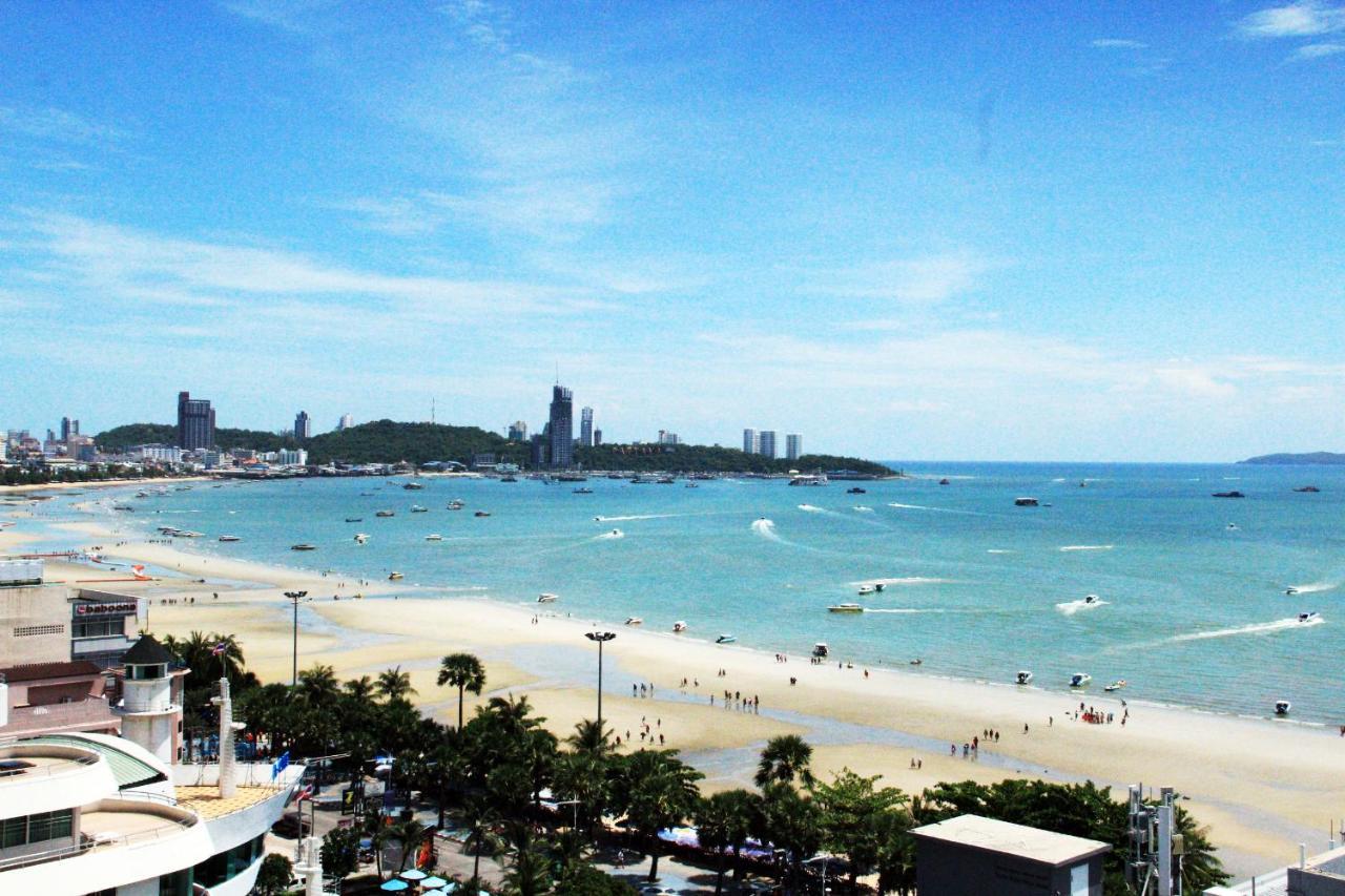 Mark Land Pattaya Beach Exterior photo