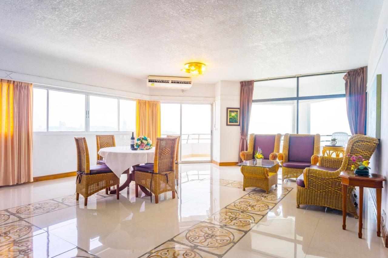 Mark Land Pattaya Beach Exterior photo