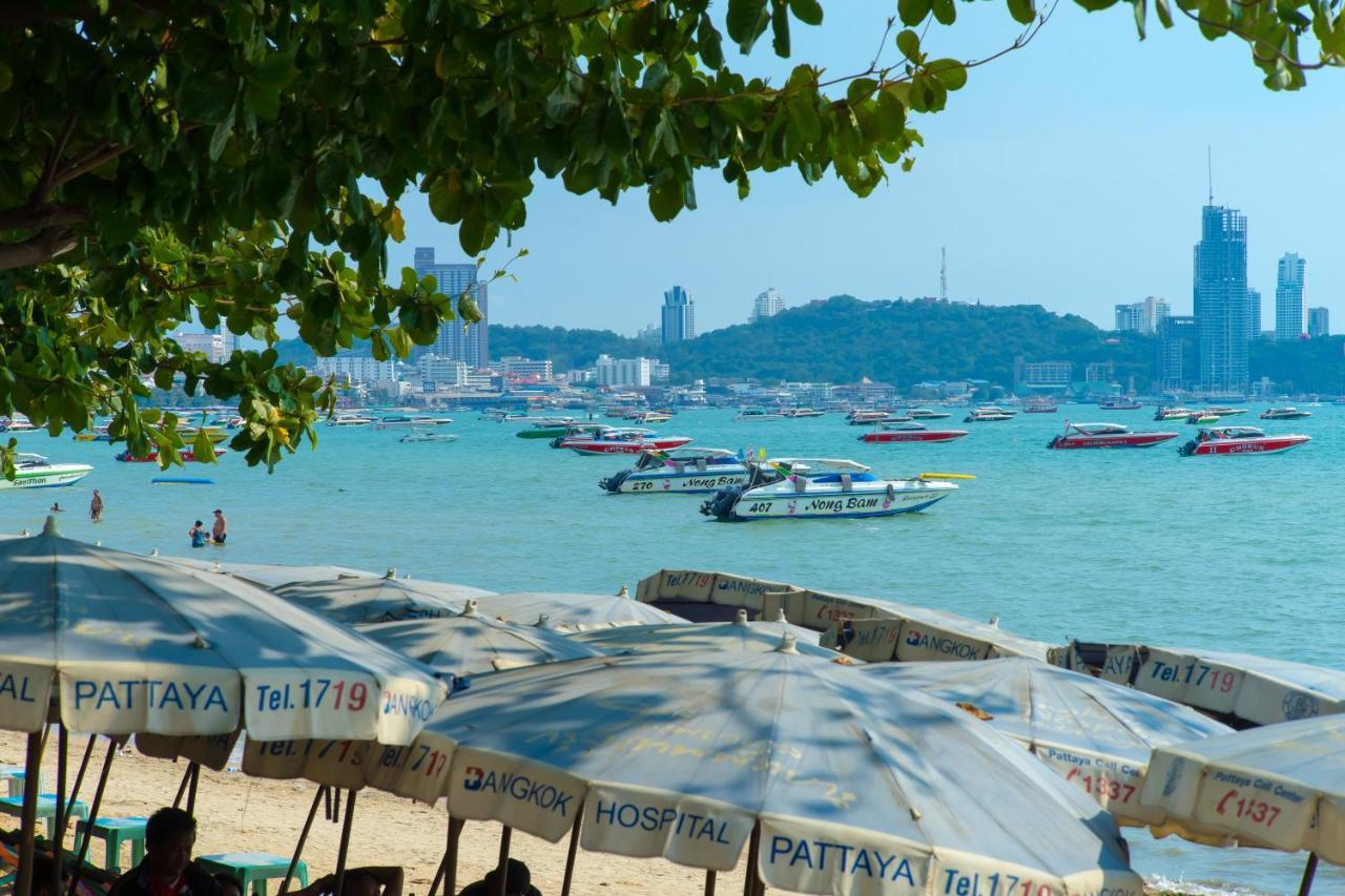 Mark Land Pattaya Beach Exterior photo