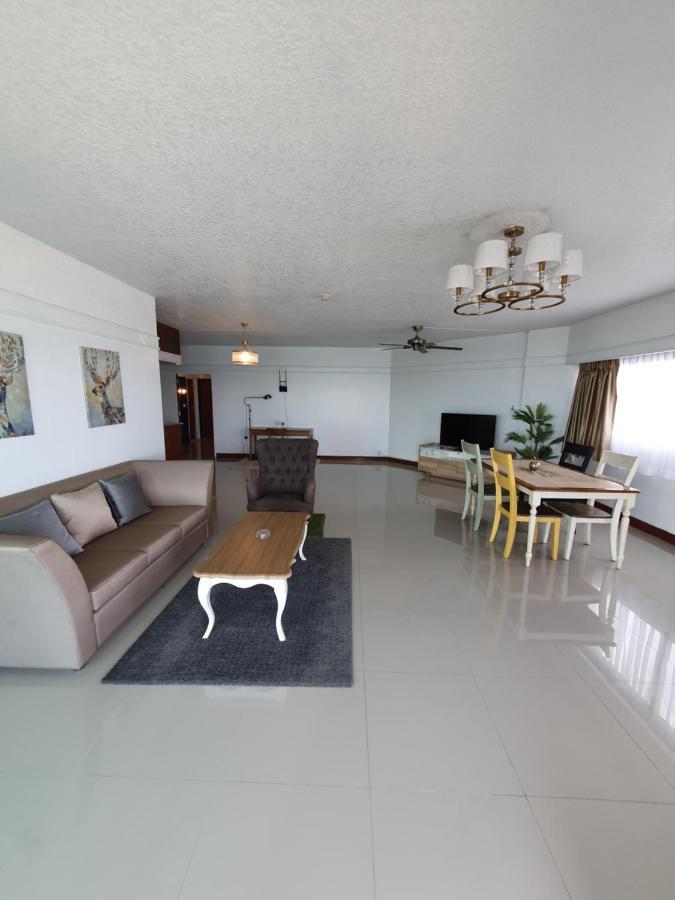 Mark Land Pattaya Beach Exterior photo