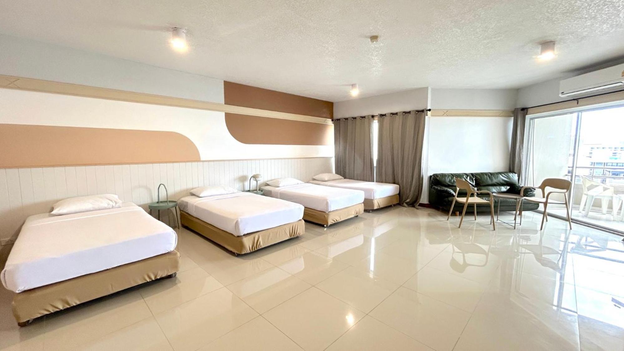 Mark Land Pattaya Beach Exterior photo